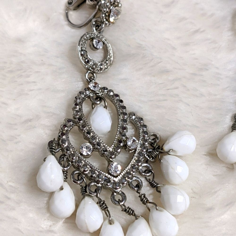 Vintage Rhinestone & White Acrylic Bead Chandelier Clip Earrings - Picture 5 of 7